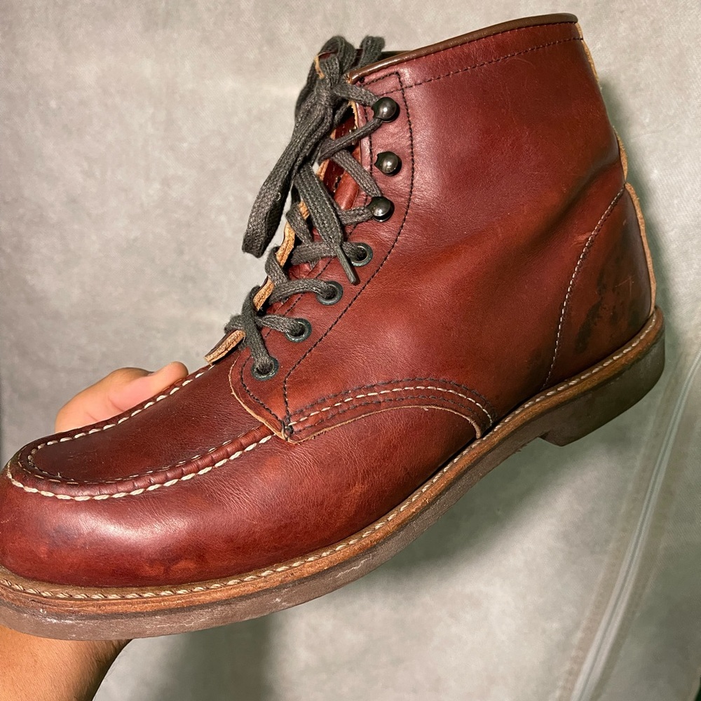 Red wings boots